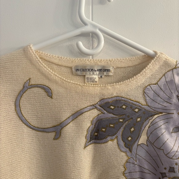 Elegant Cream Floral Sweater - Picture 2 of 14